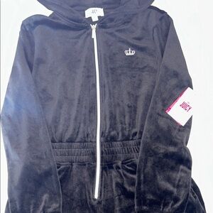 NWT Women’s Juicy Couture Velour BLING Longsleeve romper Size  small Black